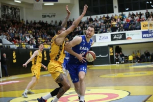 Zadar ubedljiv u Splitu